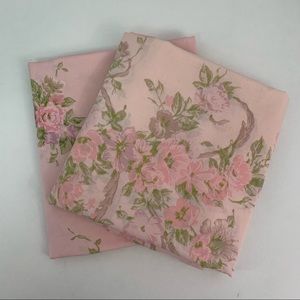 Vintage Utica Percale Pink Floral Flower Pillowcase Set of 2